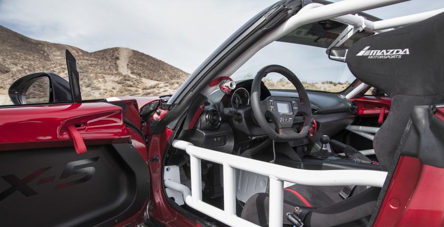  Mazda MX-5 Miata Cup Race Car Concept 2014 года  (фото 17 из 28)